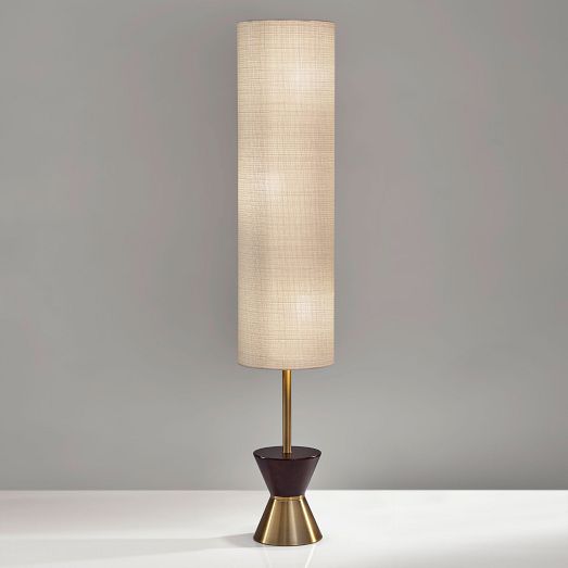 Carmen Table Lamp (23")