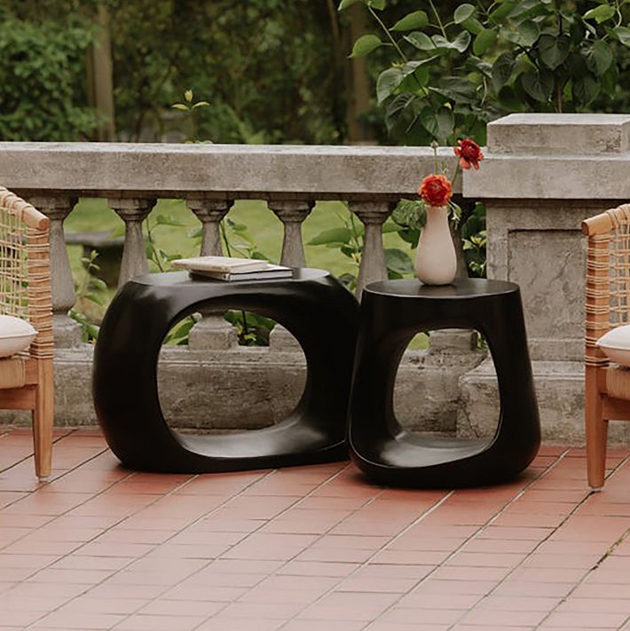 Rounded Outdoor Cutout Concrete Side Table (14&quot; &ndash; 18&quot;)