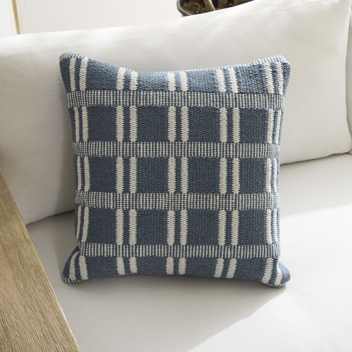 Outdoor Cape Grid Pillow