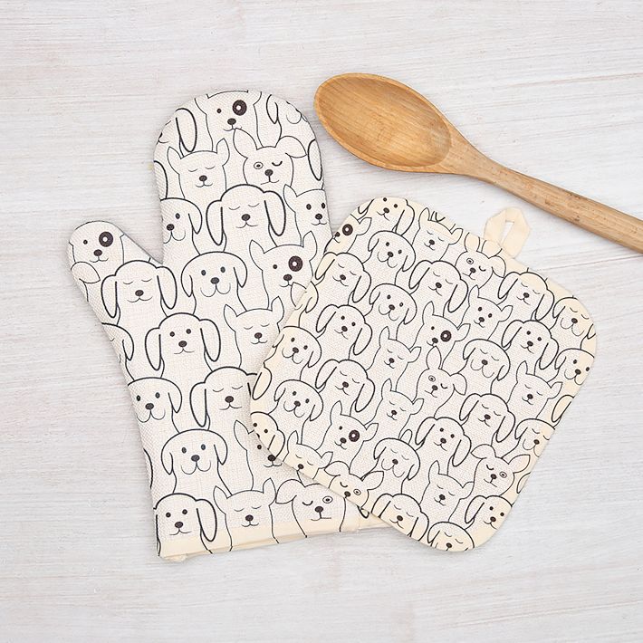 Counter Couture Dog Oven Mitt & Pot Holder