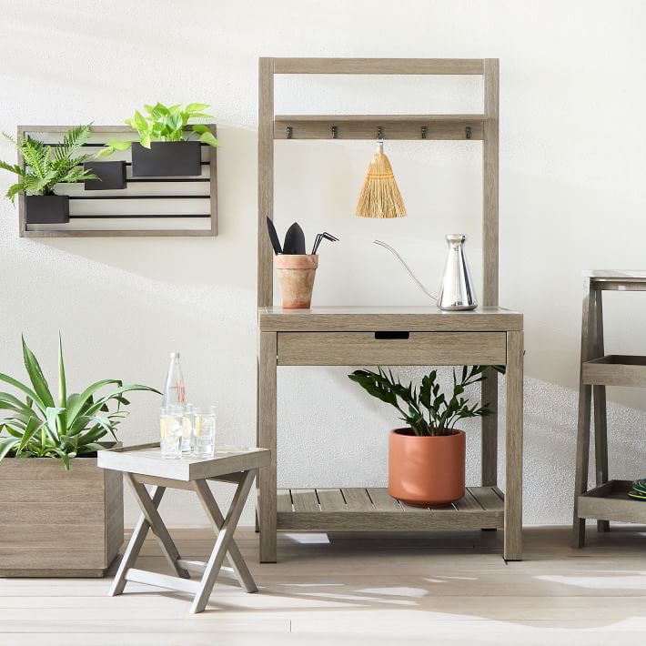 Plant tray table discount