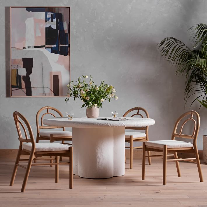 Scalloped Base Round Dining Table 60