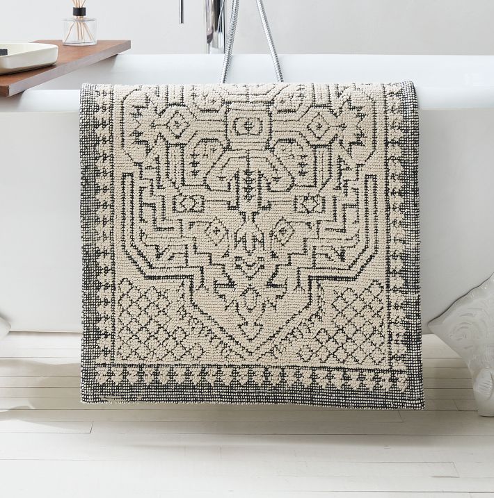 Woven bath mat discount