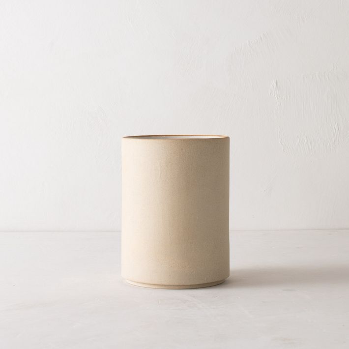 Convivial Utensil Crock in color Natural