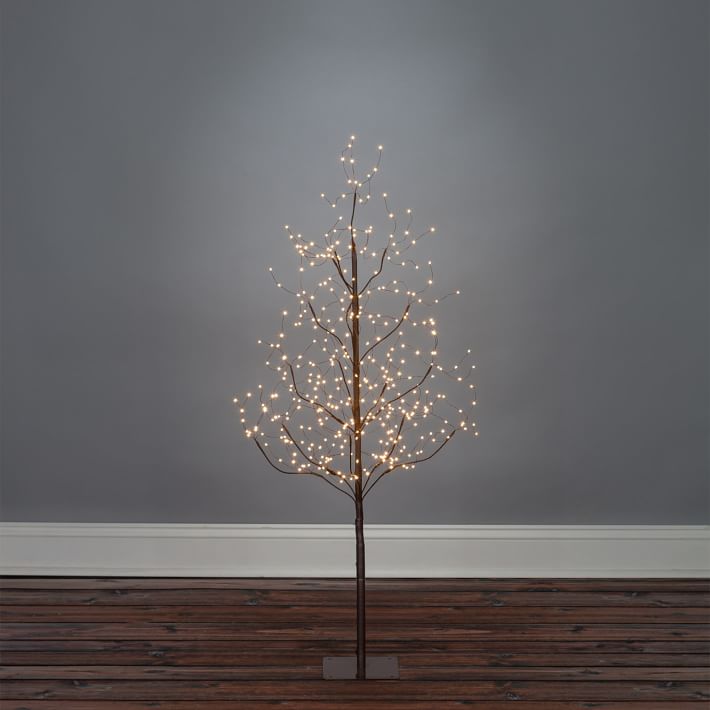 LED Light-Up Tree - 4'