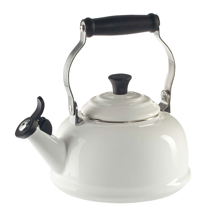 Le Creuset Whistling Kettle