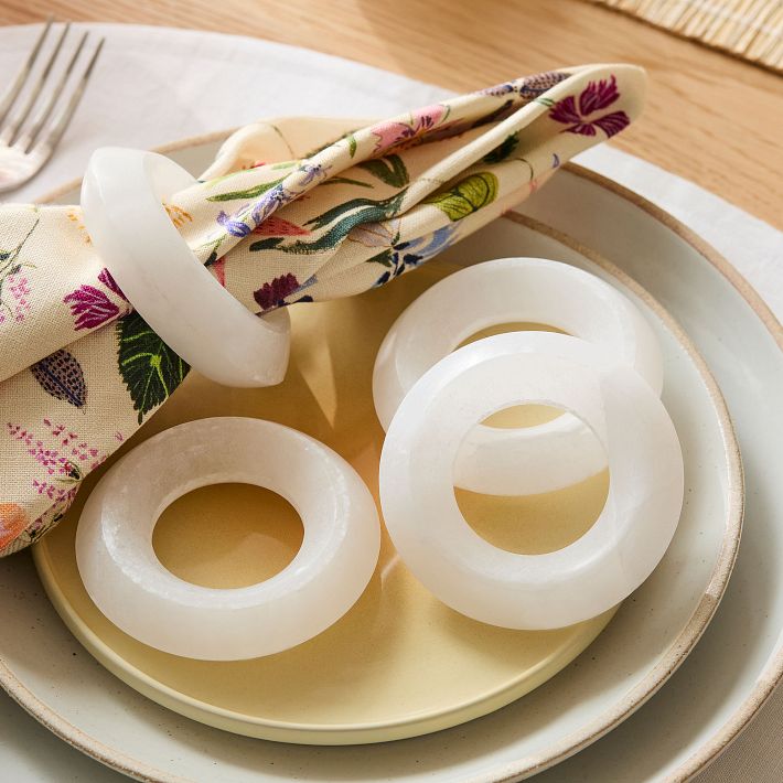 Marion Napkin Rings - Set of 4 in "White"