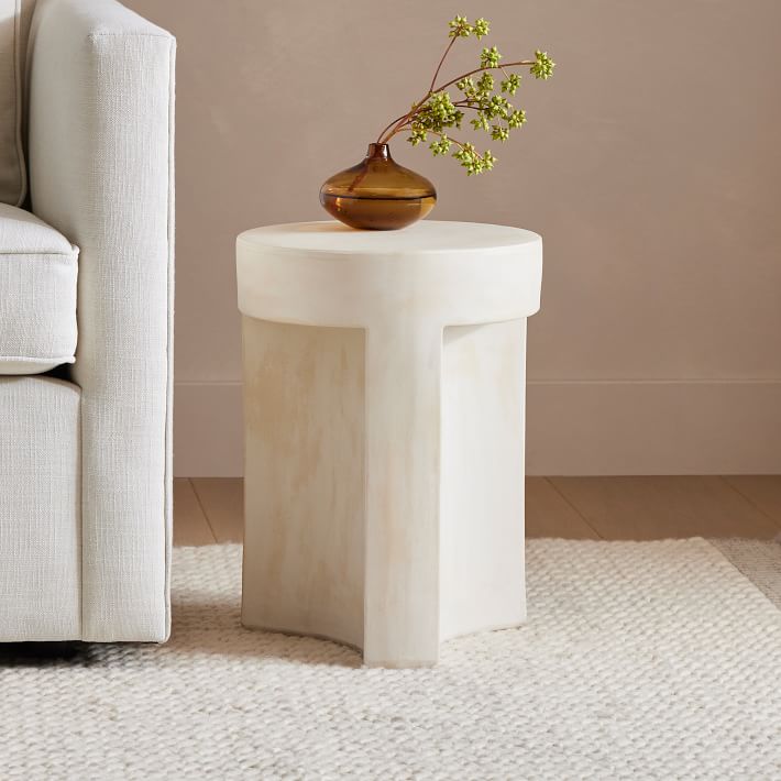 Essie Indoor Outdoor Round Side Table 13