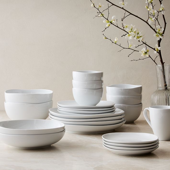 16 Piece Organic Porcelain Dinnerware Collection