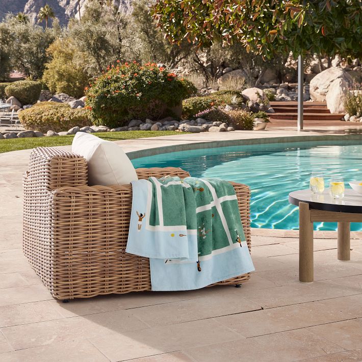 West elm テニス イラスト ビーチタオル Tennis Scene Beach Towel | West Elm