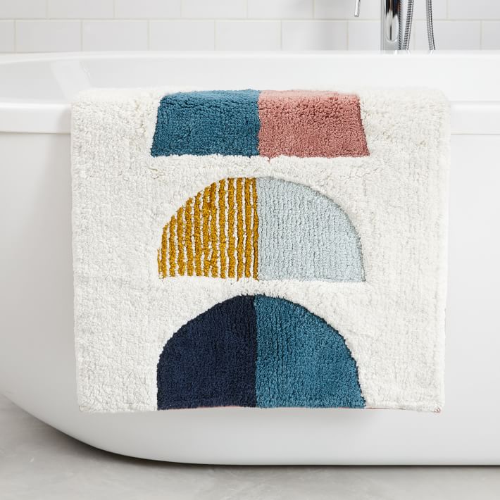Half Moons Bath Mat in Frost Grey