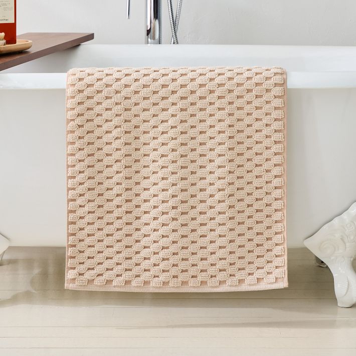 Elara Bath Mat
