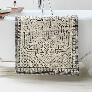 Three Horses With Christmas Lights Bath Rug Horse Lover Gifts Door Memory Foam Non Slip Soft Absorbent Bathmat Bathroom Plush Decor Mat 18x30 Inch