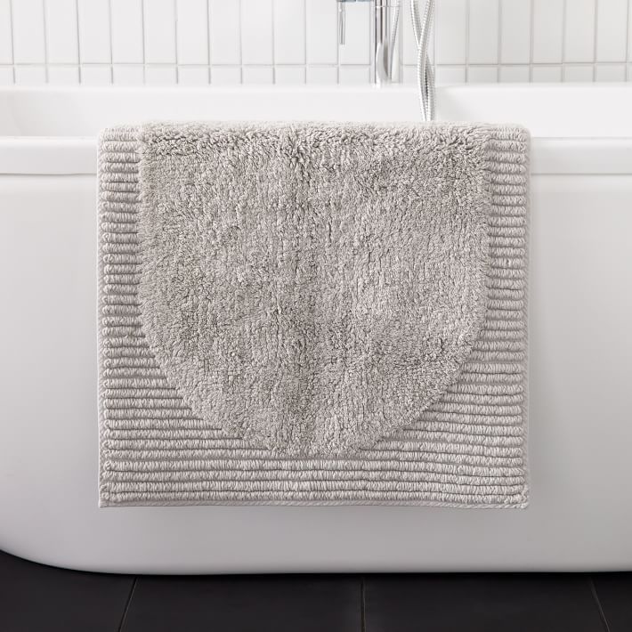 Plush Border Bath Mat - Frost Grey