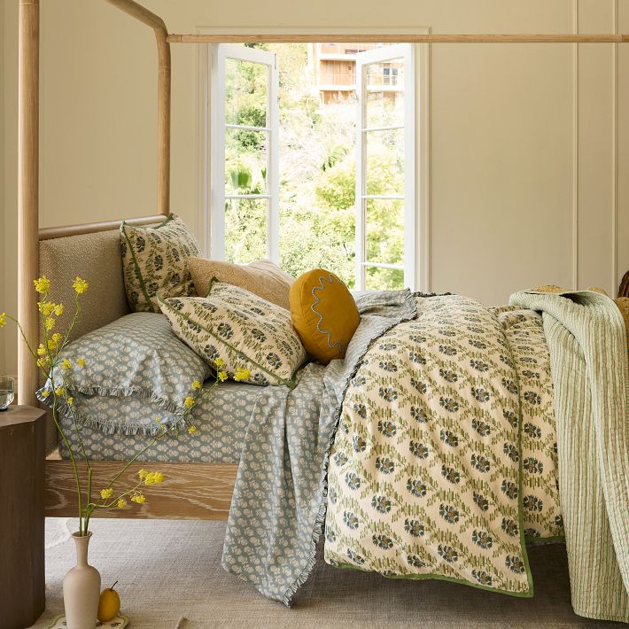 Jawahar Duvet Cover & Shams - Queen