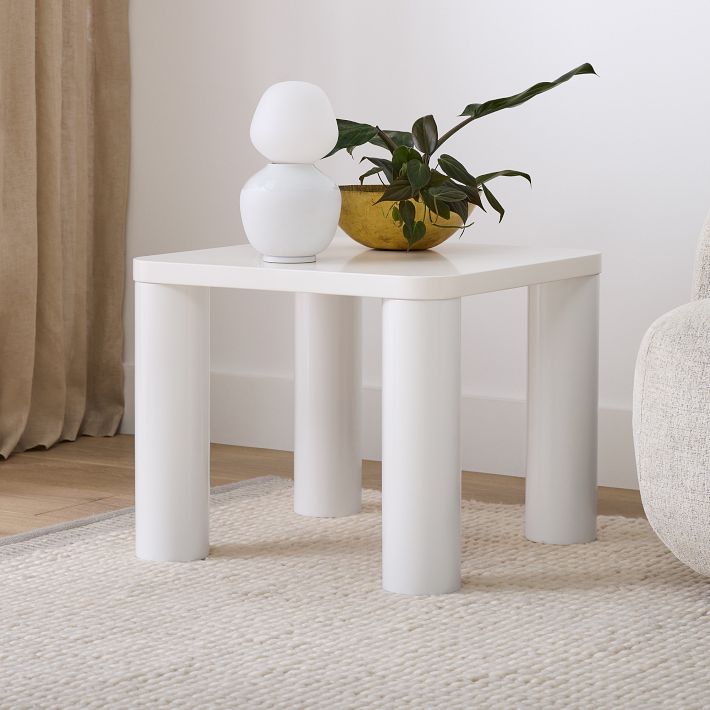 Hazel Side Table (22&quot;)
