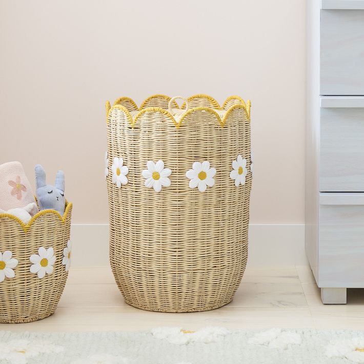 Daisy Rattan Lidded Hamper