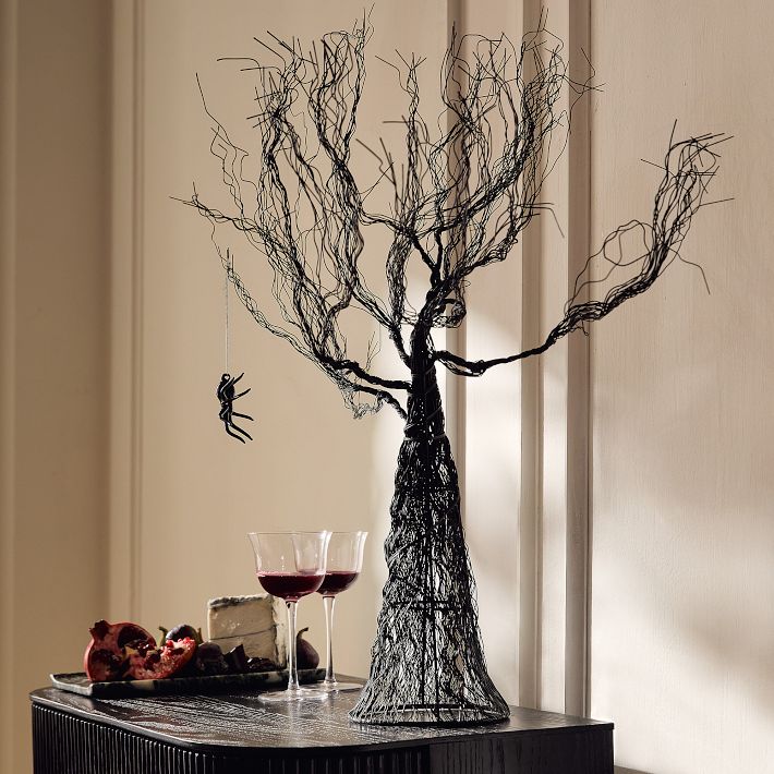 Spooky Wire Tree