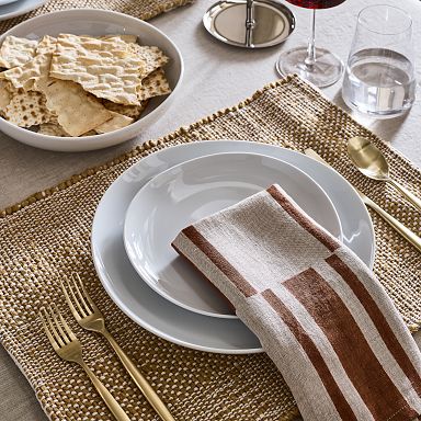 新品 ウエストエルム チャージャー プレート 4枚 シルバー ピューター