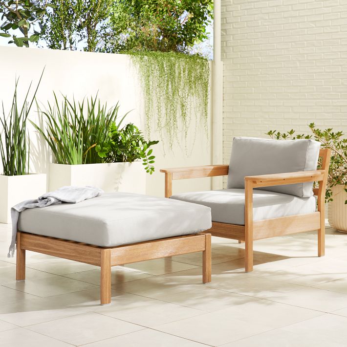 Playa Outdoor Lounge Chair &amp; Ottoman Set