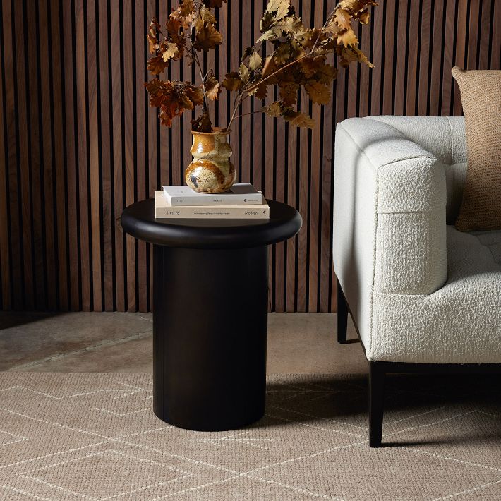 Pearce Side Table (17&quot;)