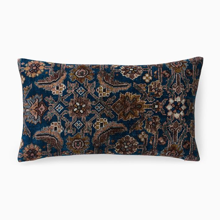 Ellis Pillow