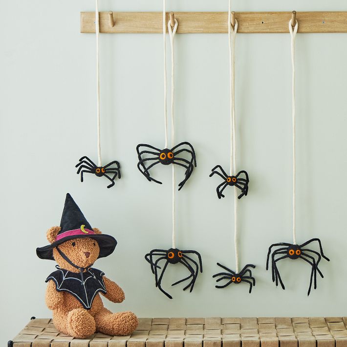 Ed Emberley Felt Hanging Spiders