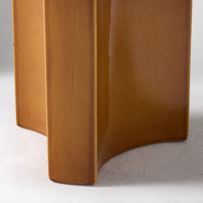 Essie Ceramic Indoor/Outdoor Side Table (13