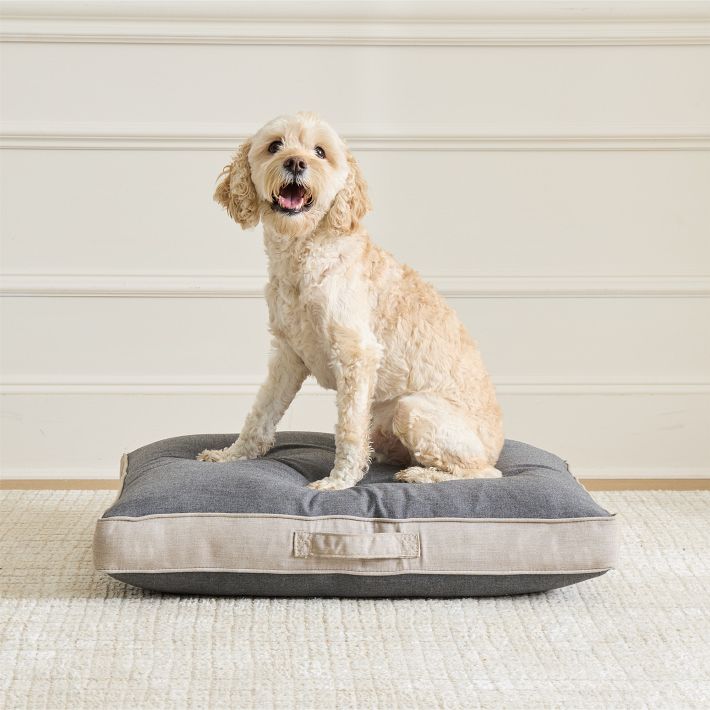 Sunbrella&#174; Indoor/Outdoor Flat Two Tone Pet Bed