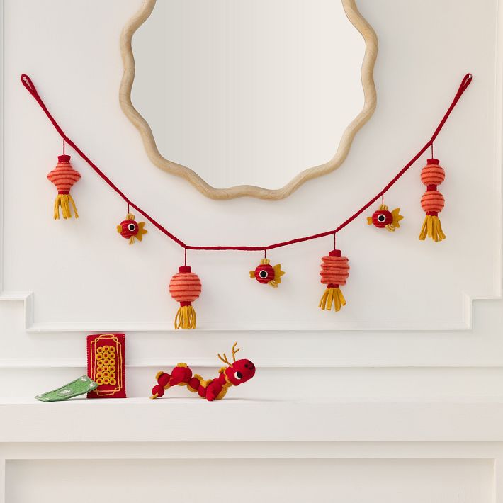 Felt Lantern Garland