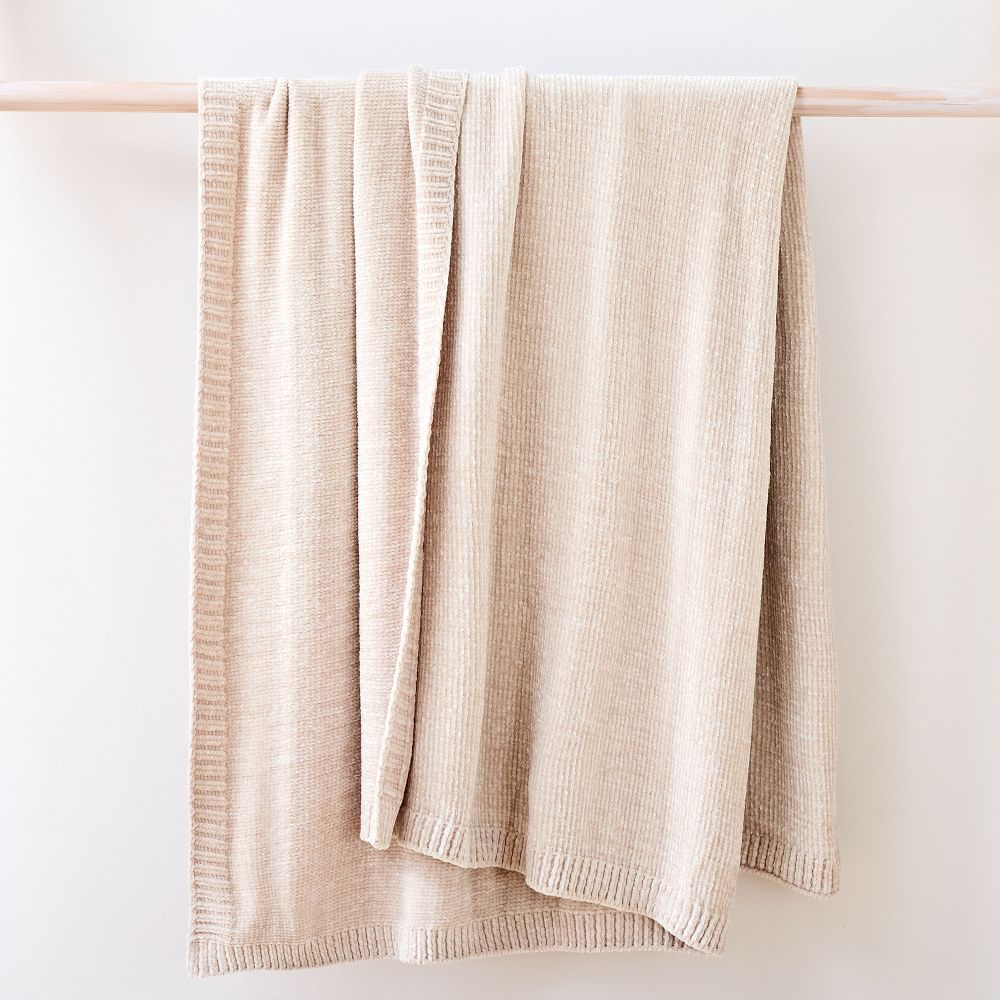 Luxe Chenille Throws - Sand, 50"x60"