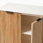 Quinn Cabinet (27&quot;)