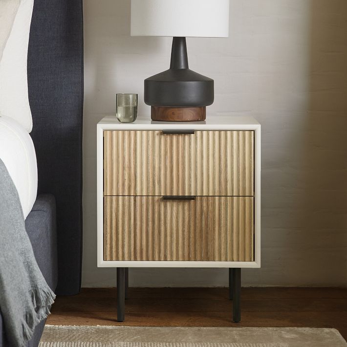 Snooze and Juice: Elevate Your Nightstand Game