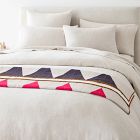 Vacilando Studios Khit Throw Quilt