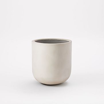 Medium - 15.7"D x 17"H