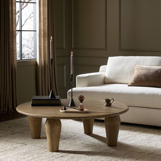 Mixed Reclaimed Wood Round Coffee Table | Modern Living Room