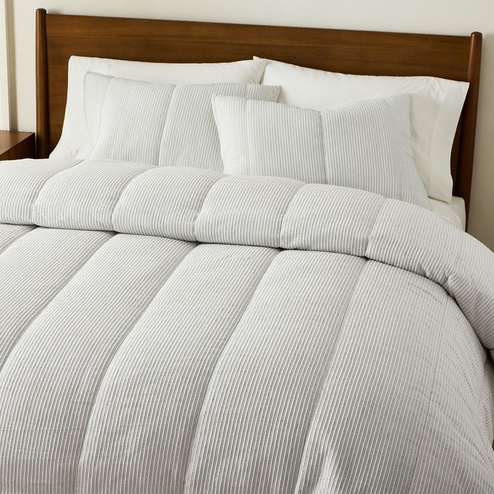 Heathered Linear Comforter & Shams