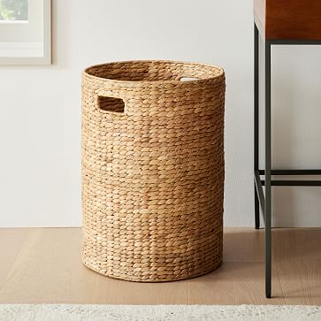 Hamper - 15.7"D x 21.3"H