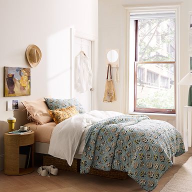 Blossom Quilt & Shams