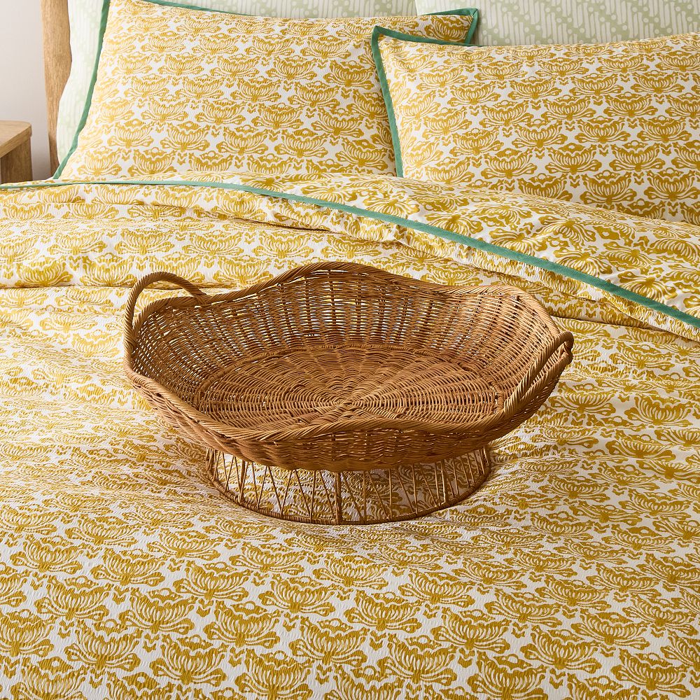 Curved Wicker Tray