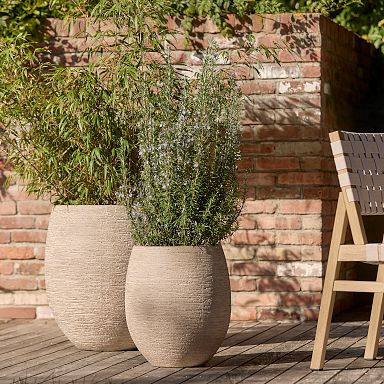 Extra Large (22-29") Outdoor Planters | West Elm