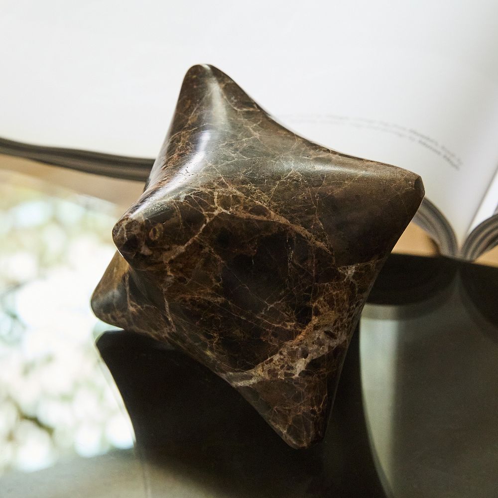 Marble Jacks Object, Brown