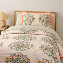 Quilts &amp; Comforters