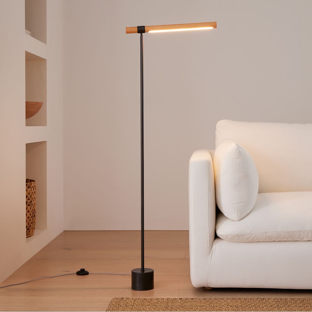 Linear Wood LED Floor Lamp (52")