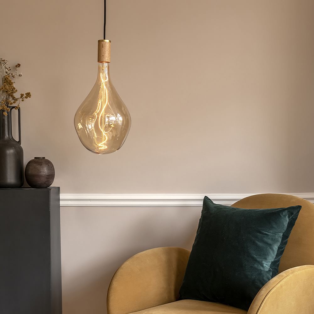 Tala Wood Pendant w/Voronoi III Bulb