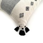 Nimmit Handloomed Trekant Pillow Cover