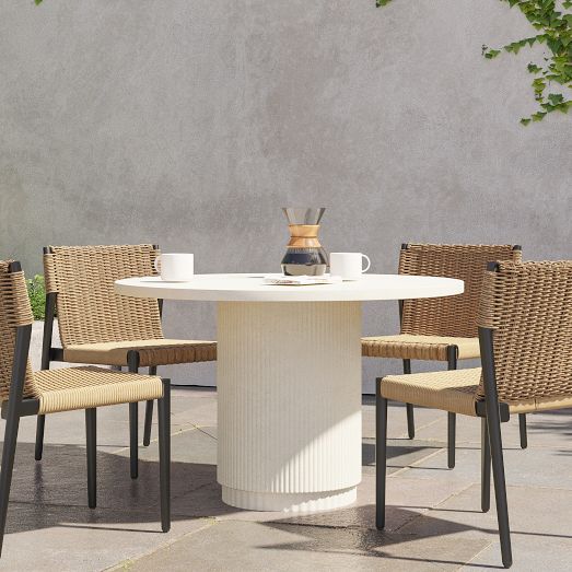 Fluted Indoor/Outdoor Bistro Table 44