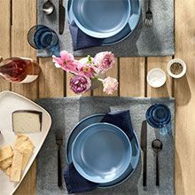 Outdoor Table Settings