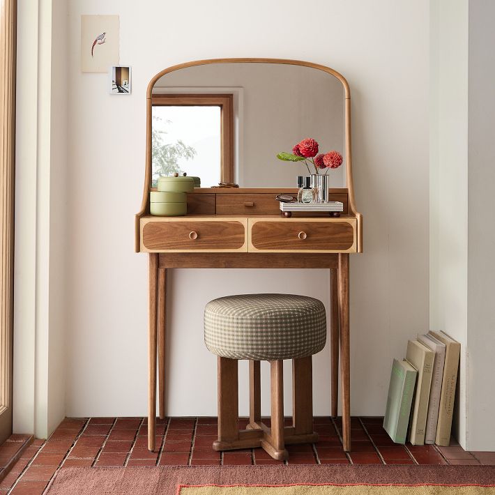 Emma Chamberlain Two-Tone 6-Drawer Dresser | West Elm