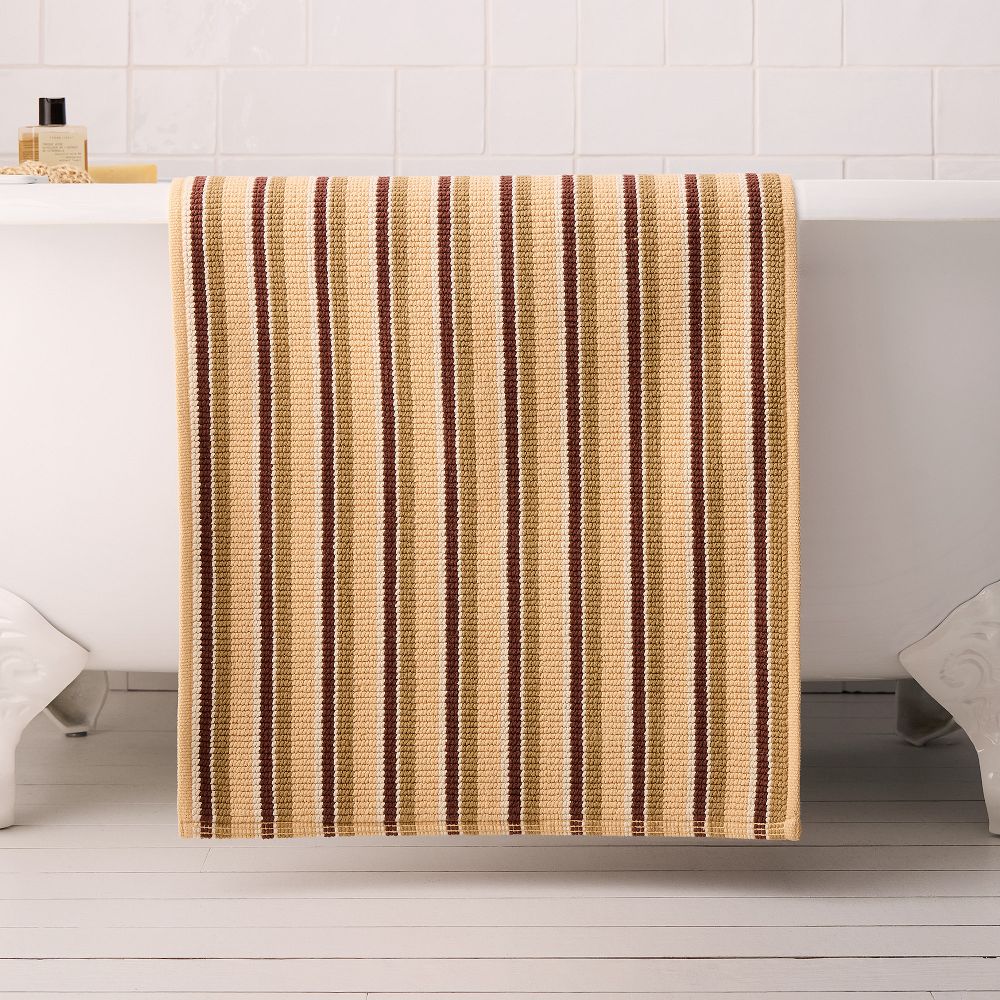 Emma Chamberlain Stripe Bath Mat - 20x34, Peach